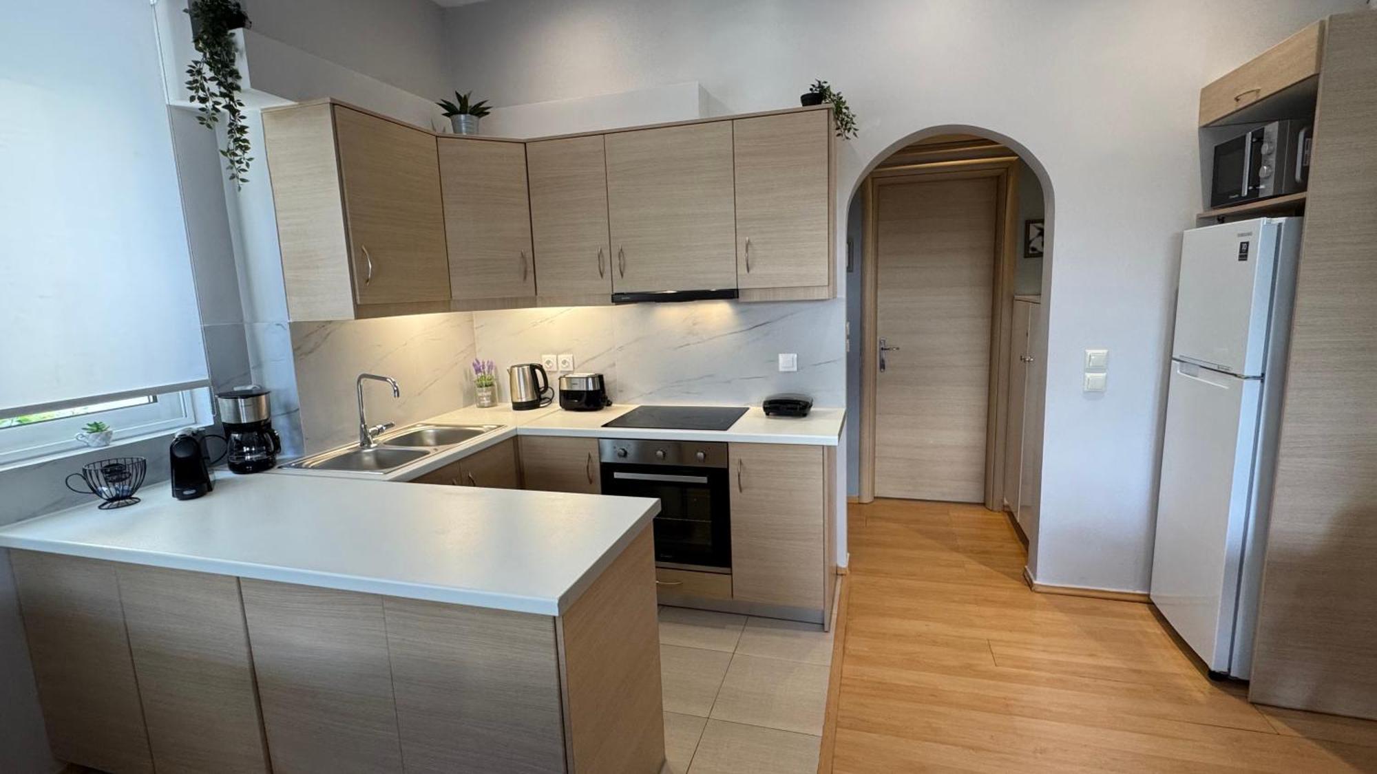 Elegant Glyfada Apartment-Private Garden-Near Metro Aten Exteriör bild